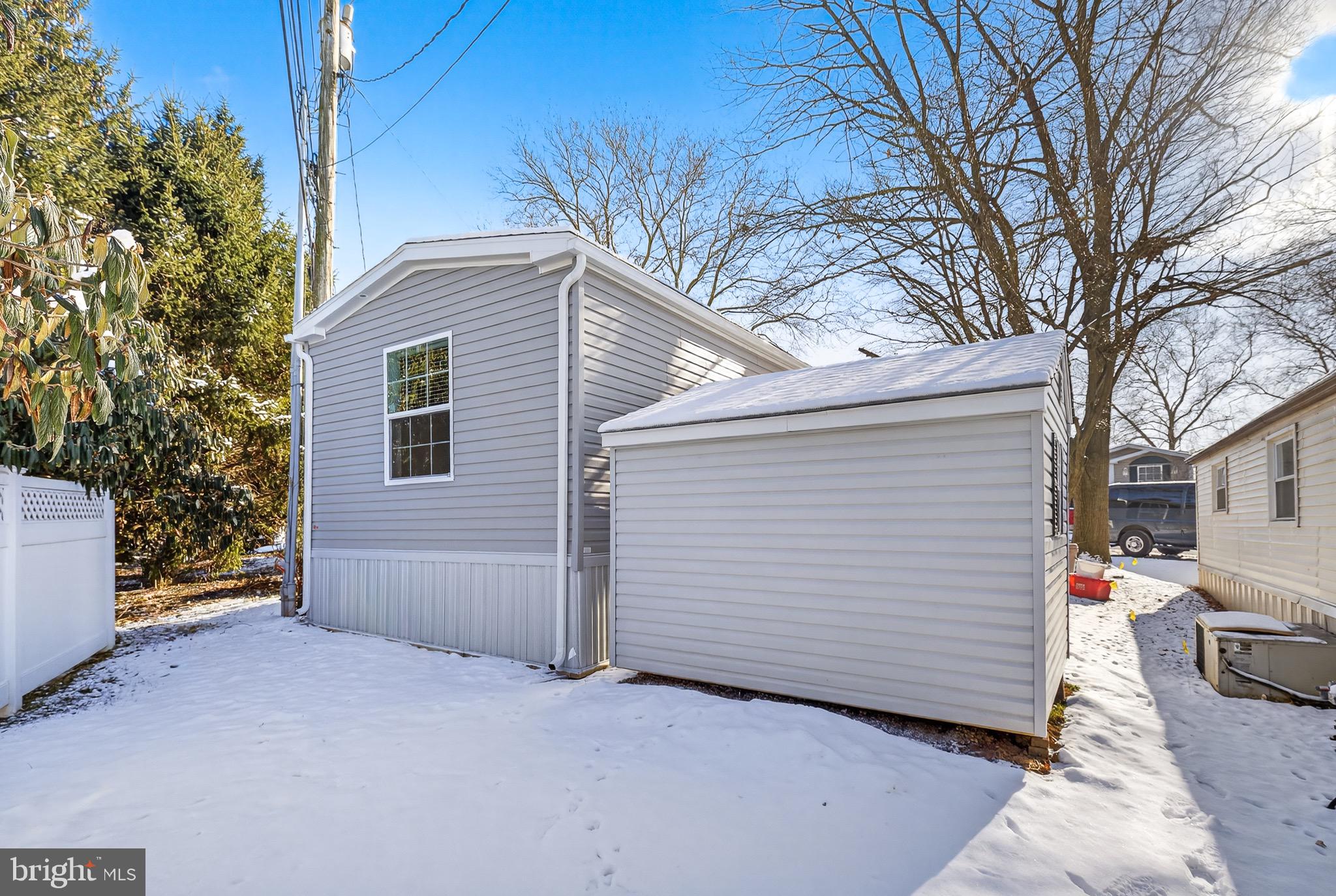 GREENFIELD - Residential