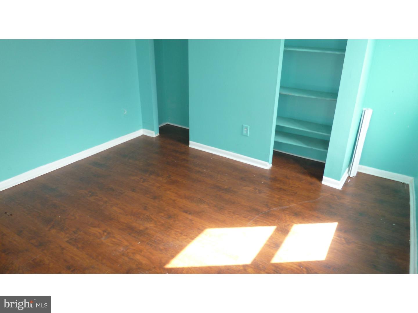 POINT BREEZE - Residential