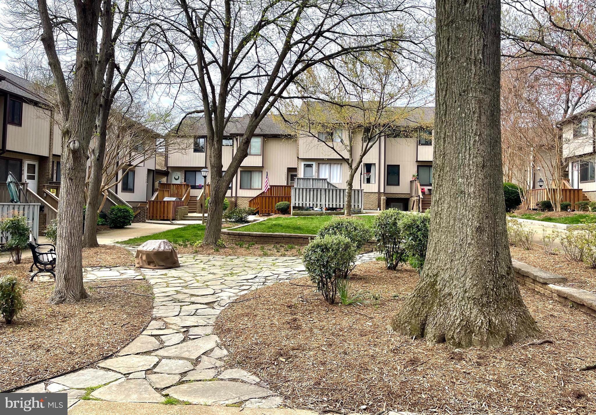 THE WESTERLIES - Residential Lease