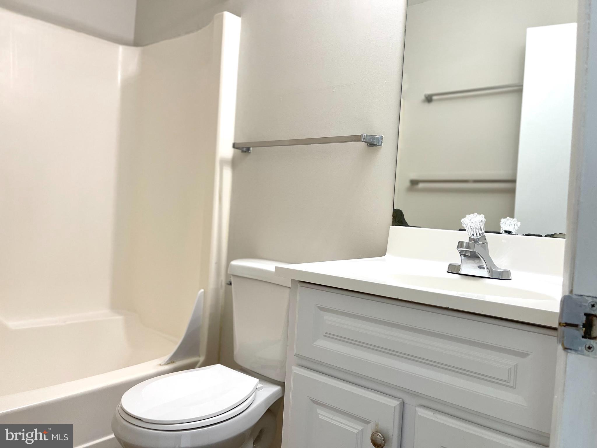 THE WESTERLIES - Residential Lease