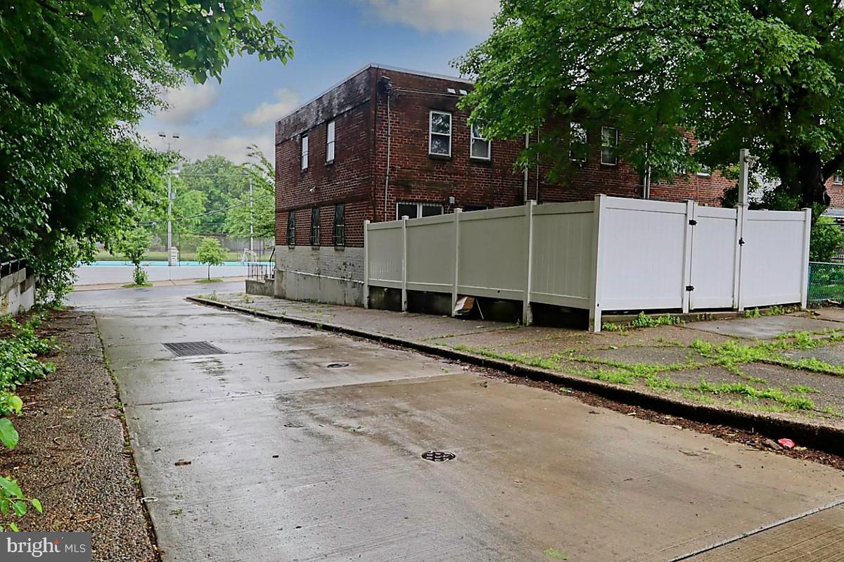 PHILADELPHIA (NORTH) - Residential