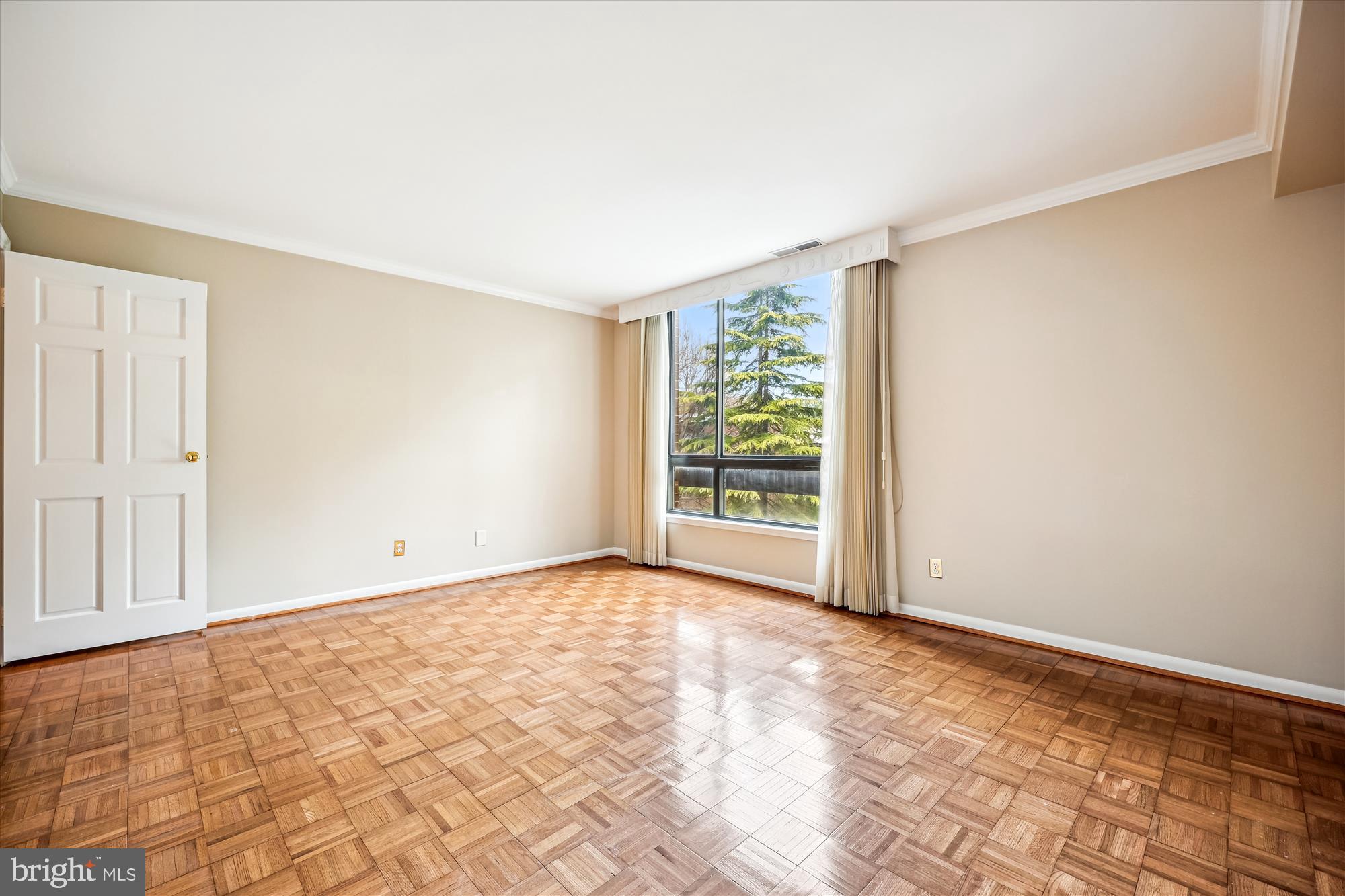 SUMNER VILLAGE - Residential