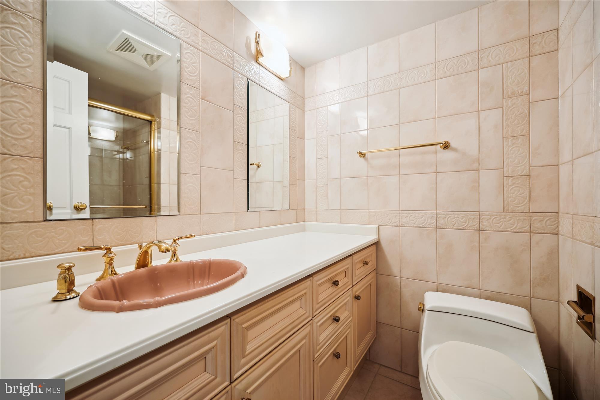 SUMNER VILLAGE - Residential