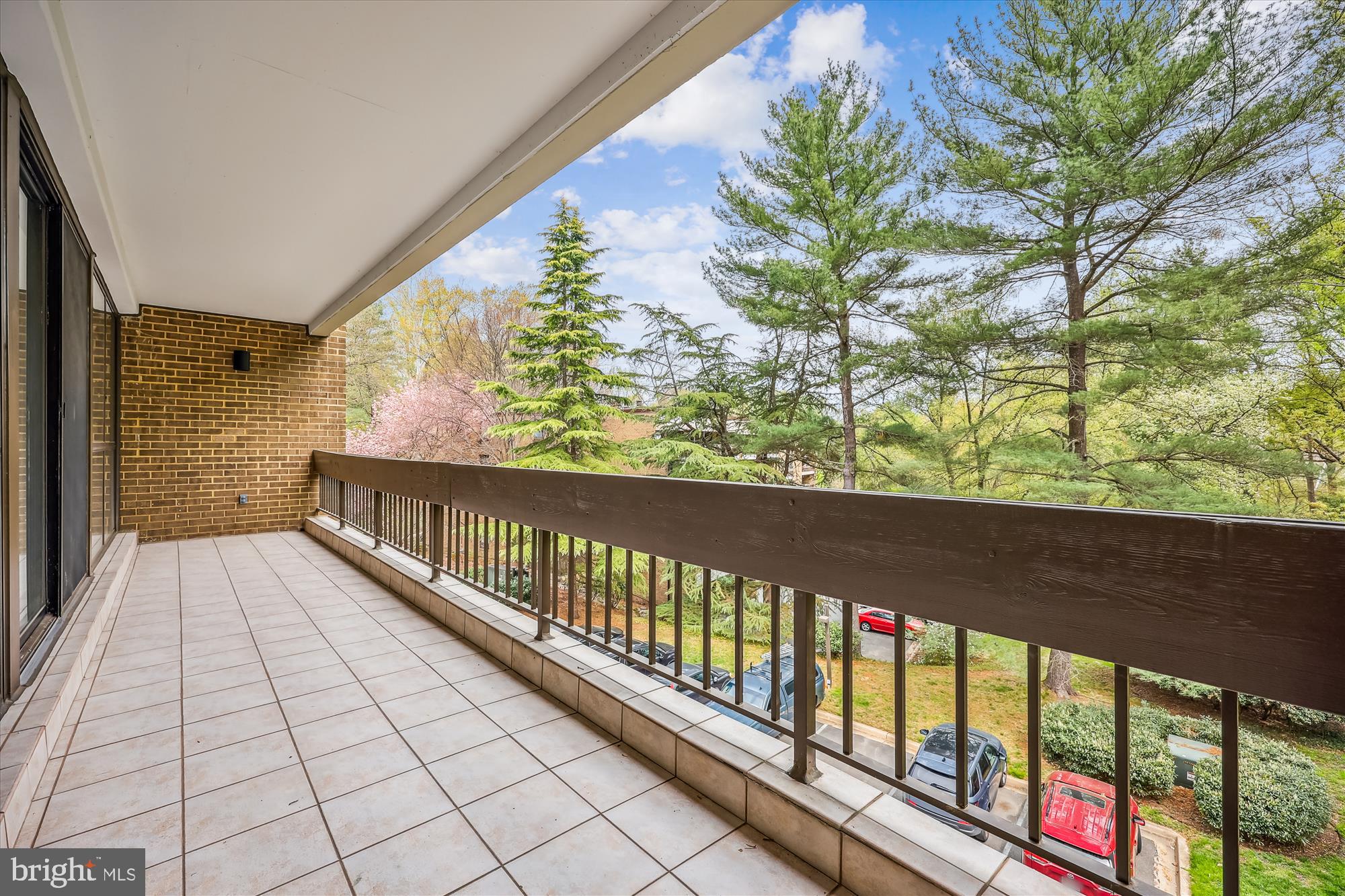 SUMNER VILLAGE - Residential