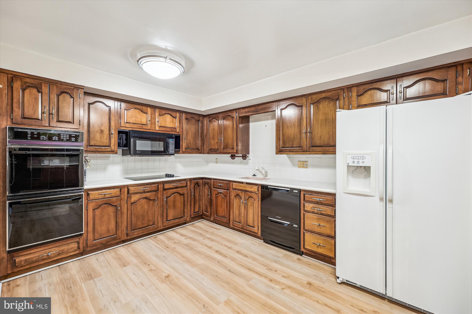 SUMNER VILLAGE - Residential