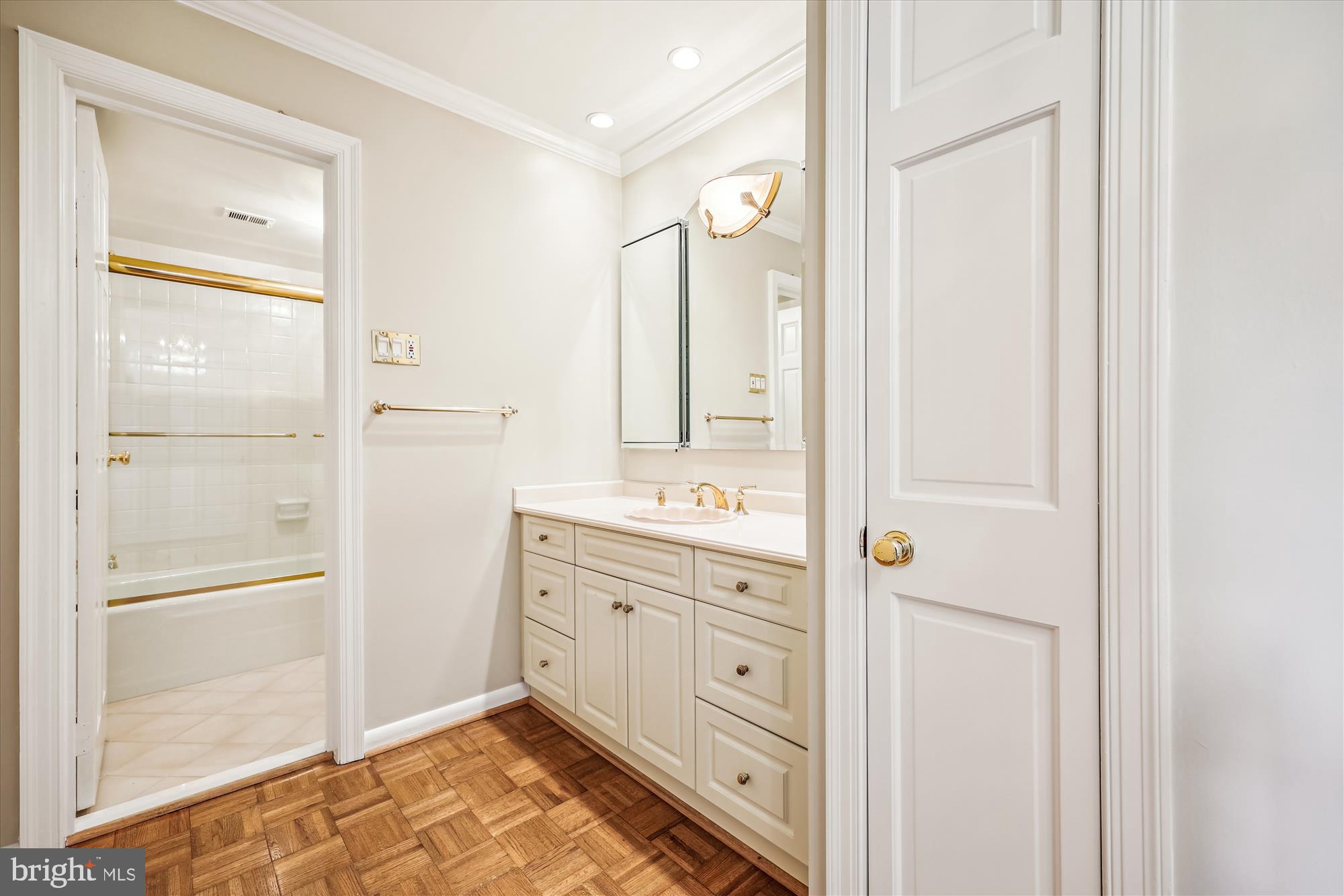 SUMNER VILLAGE - Residential