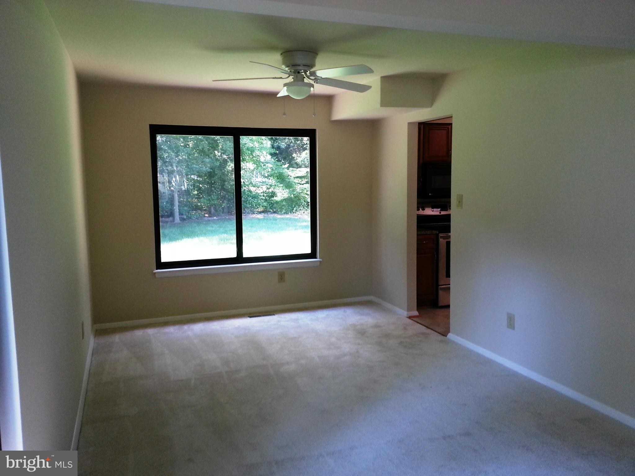 COUNTRY CLUB - Residential