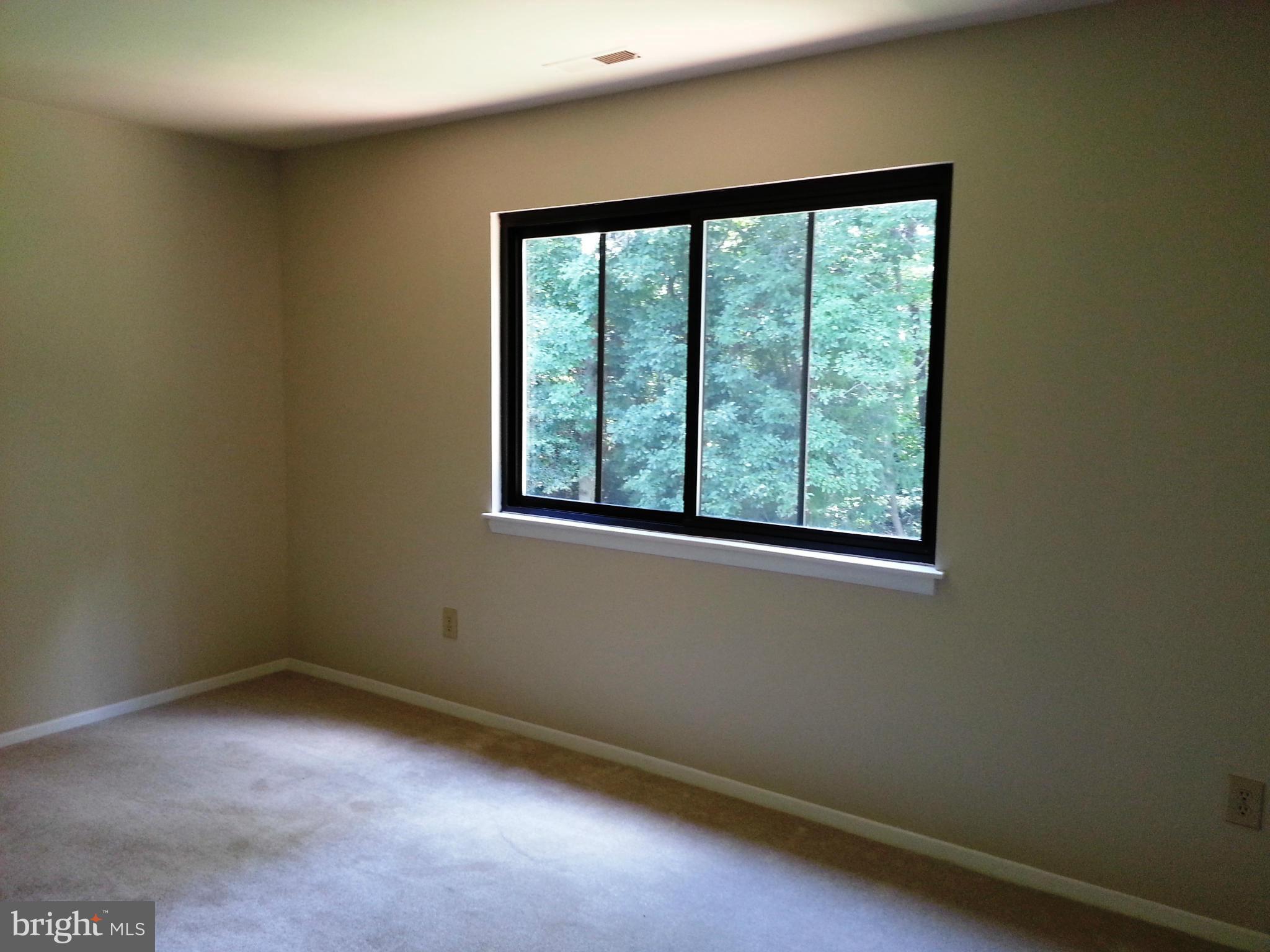 COUNTRY CLUB - Residential