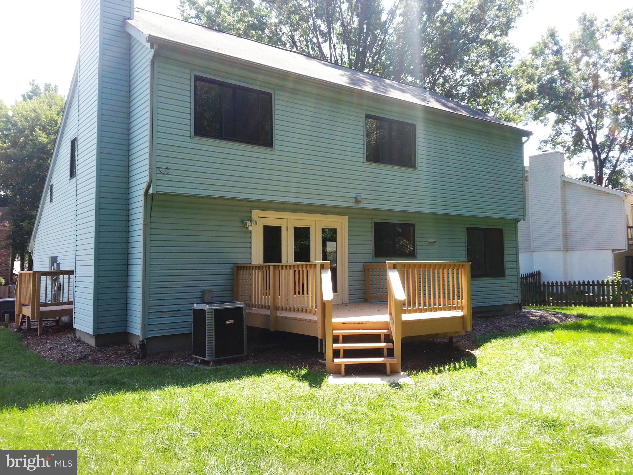 COUNTRY CLUB - Residential