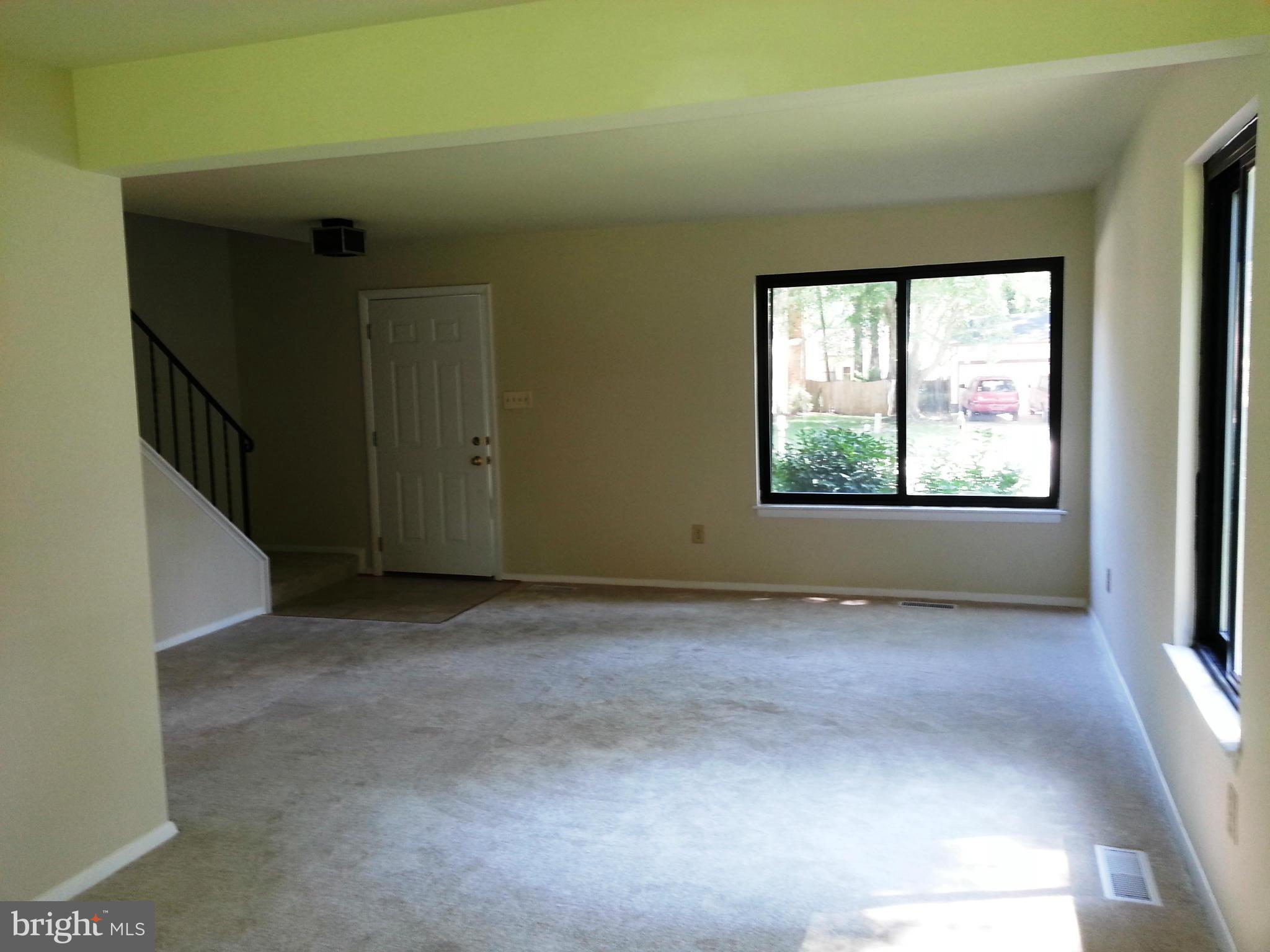 COUNTRY CLUB - Residential