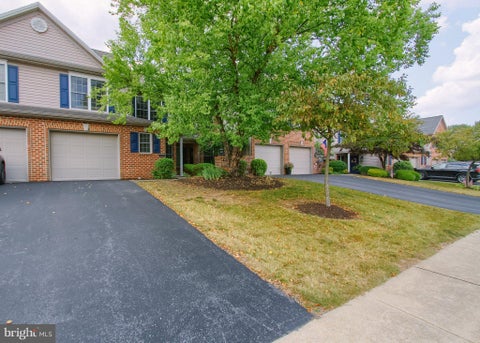Townhouse For Sale - 428 Northstar Drive<br/> HARRISBURG, PA 17112