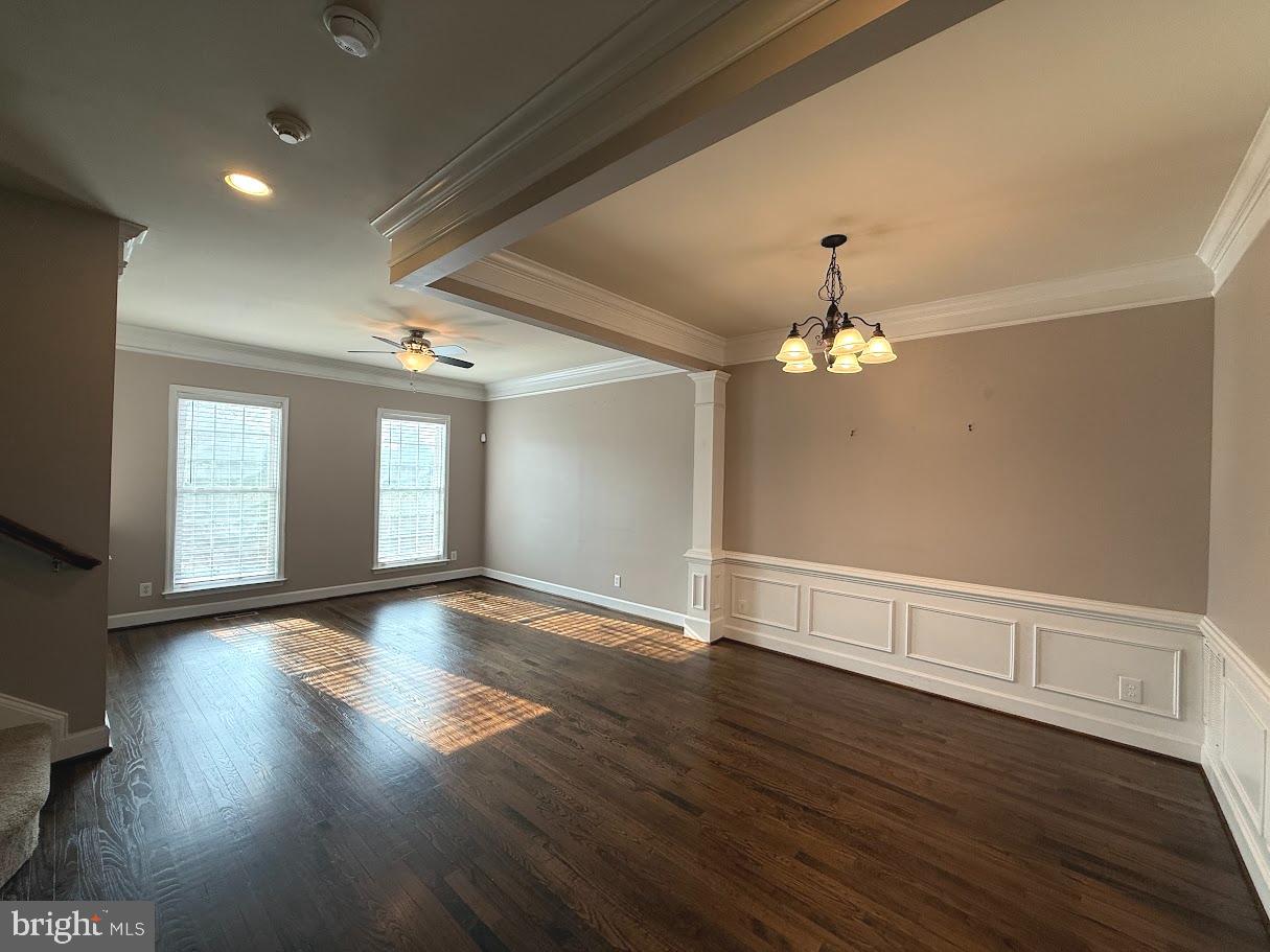 175 GREAT LAUREL SQUARE SE