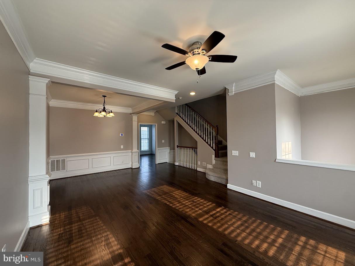 175 GREAT LAUREL SQUARE SE