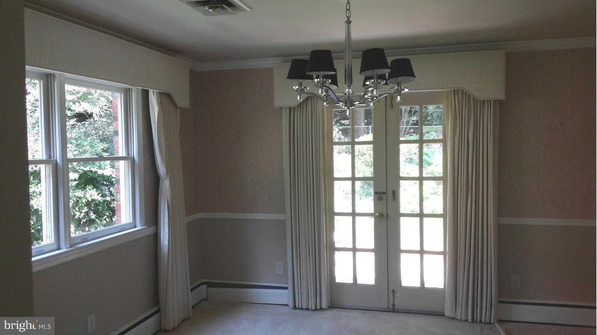 RIVERCREST - Residential Lease