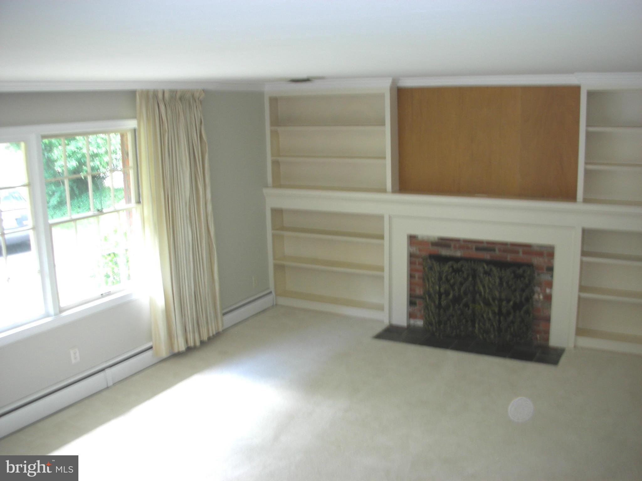 RIVERCREST - Residential Lease