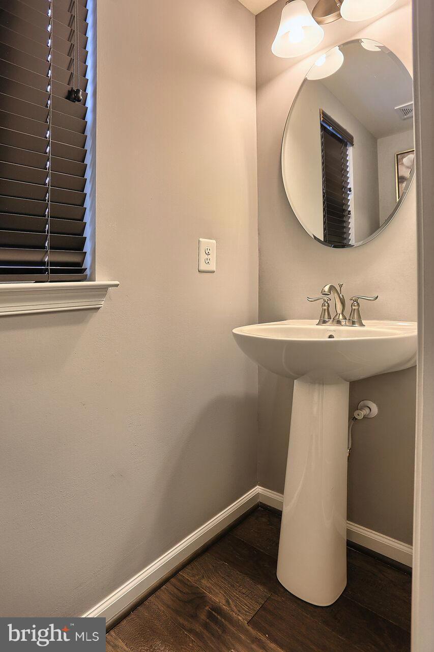 FIELDCREST - Residential