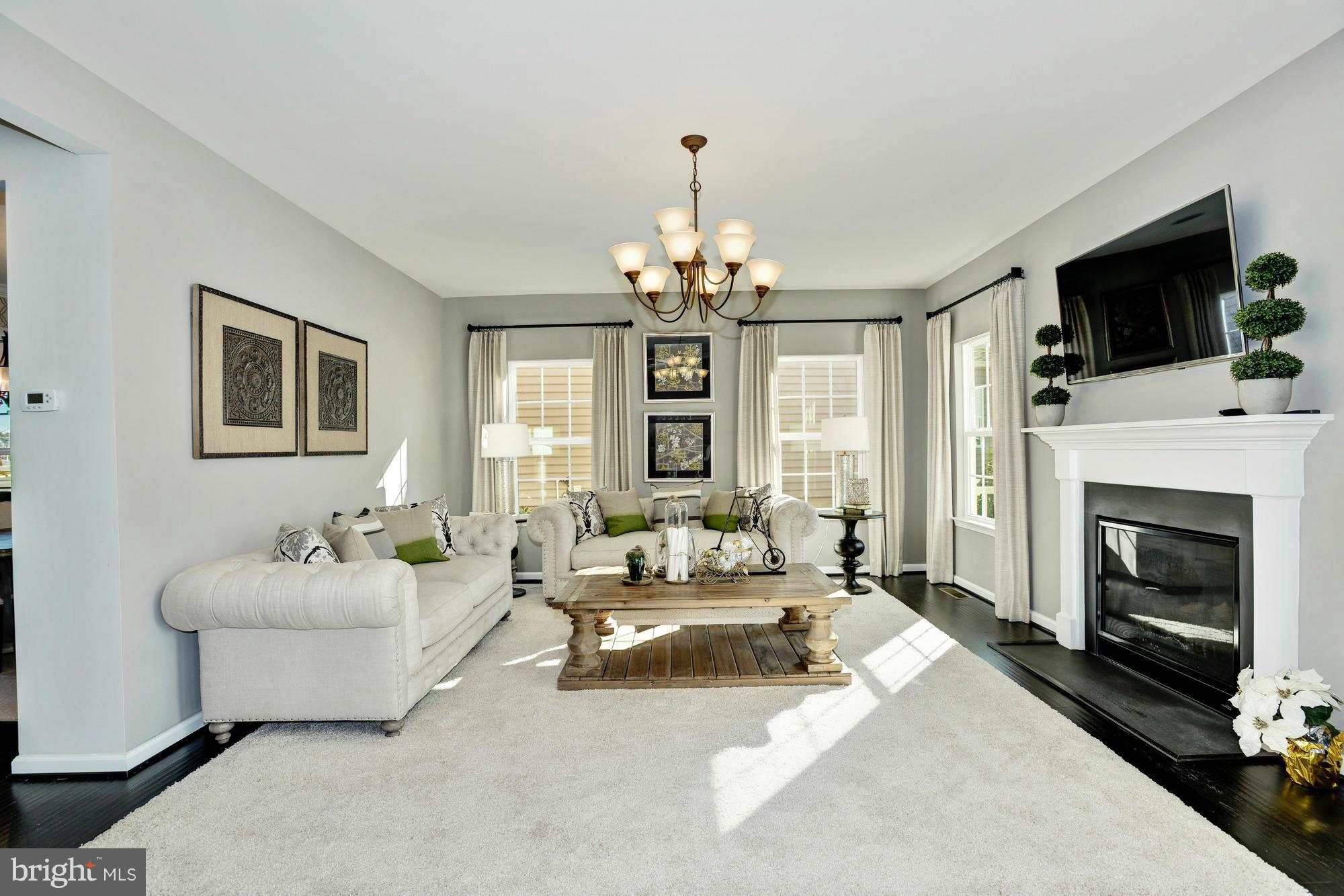 FIELDCREST - Residential