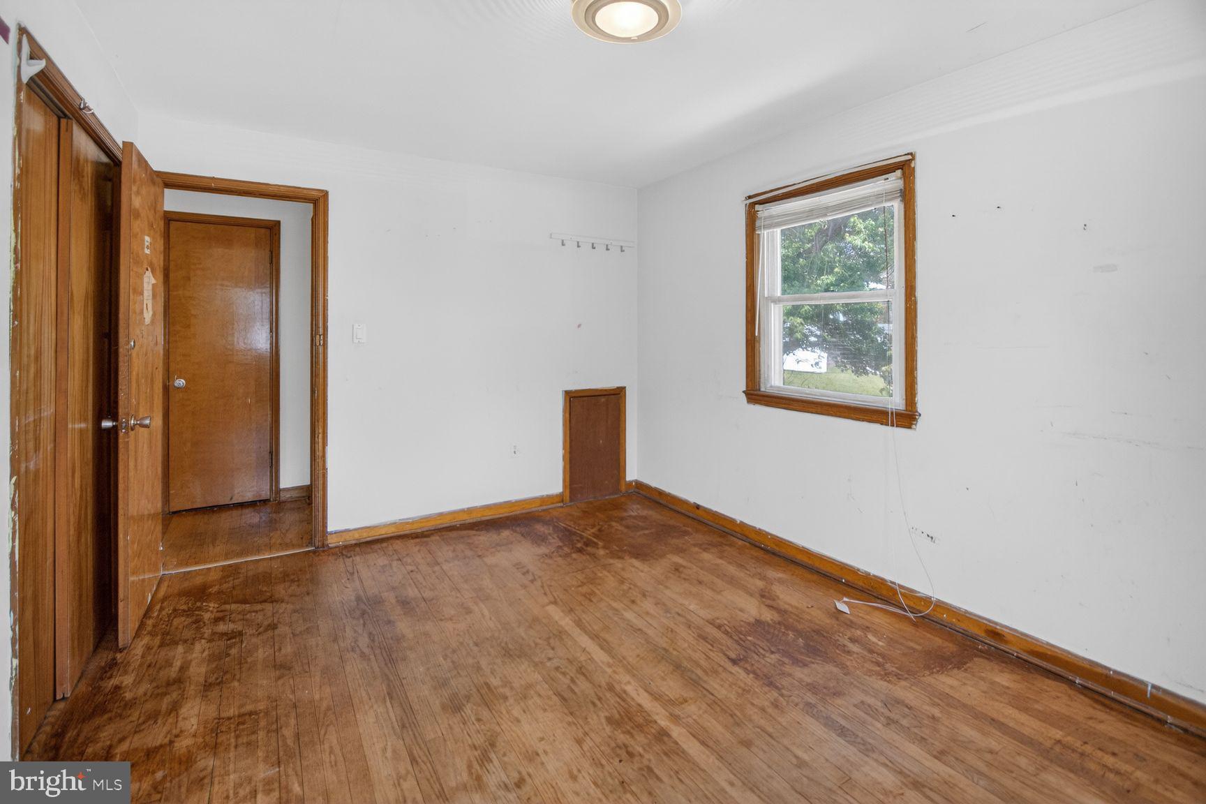 RAY PARK ESTATES - Residential