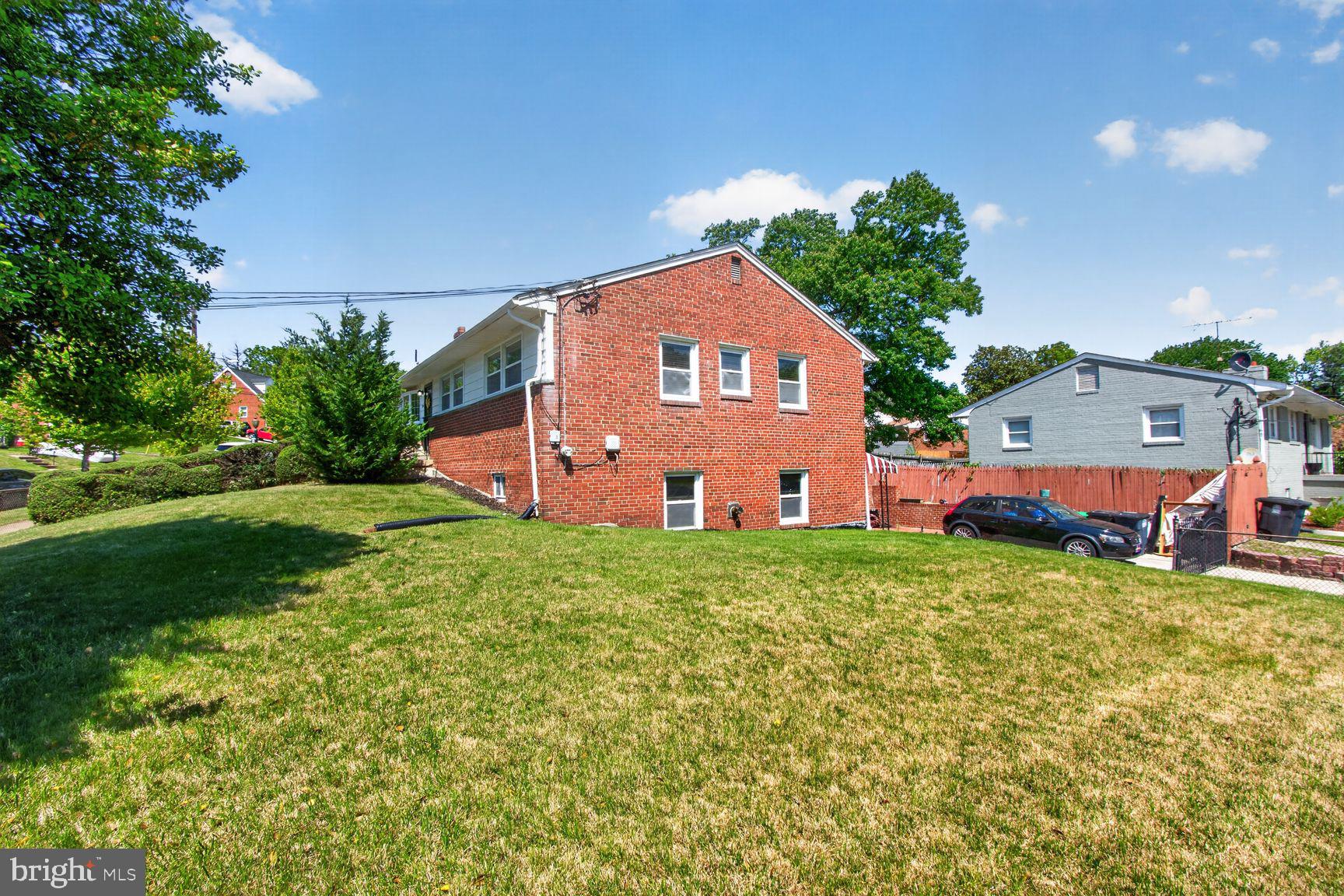 RAY PARK ESTATES - Residential