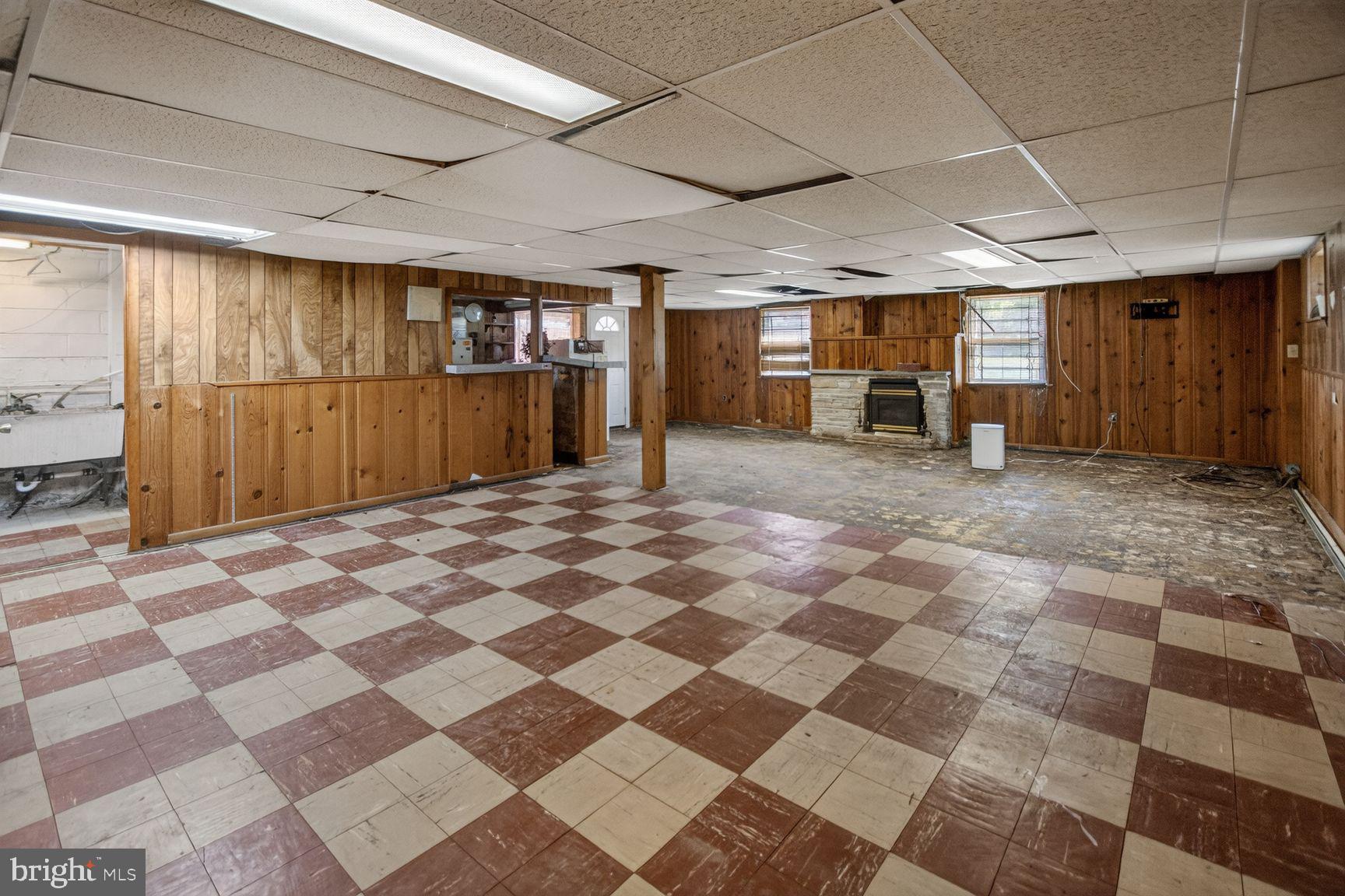 RAY PARK ESTATES - Residential