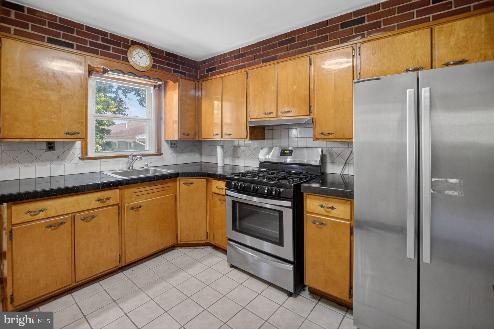 RAY PARK ESTATES - Residential