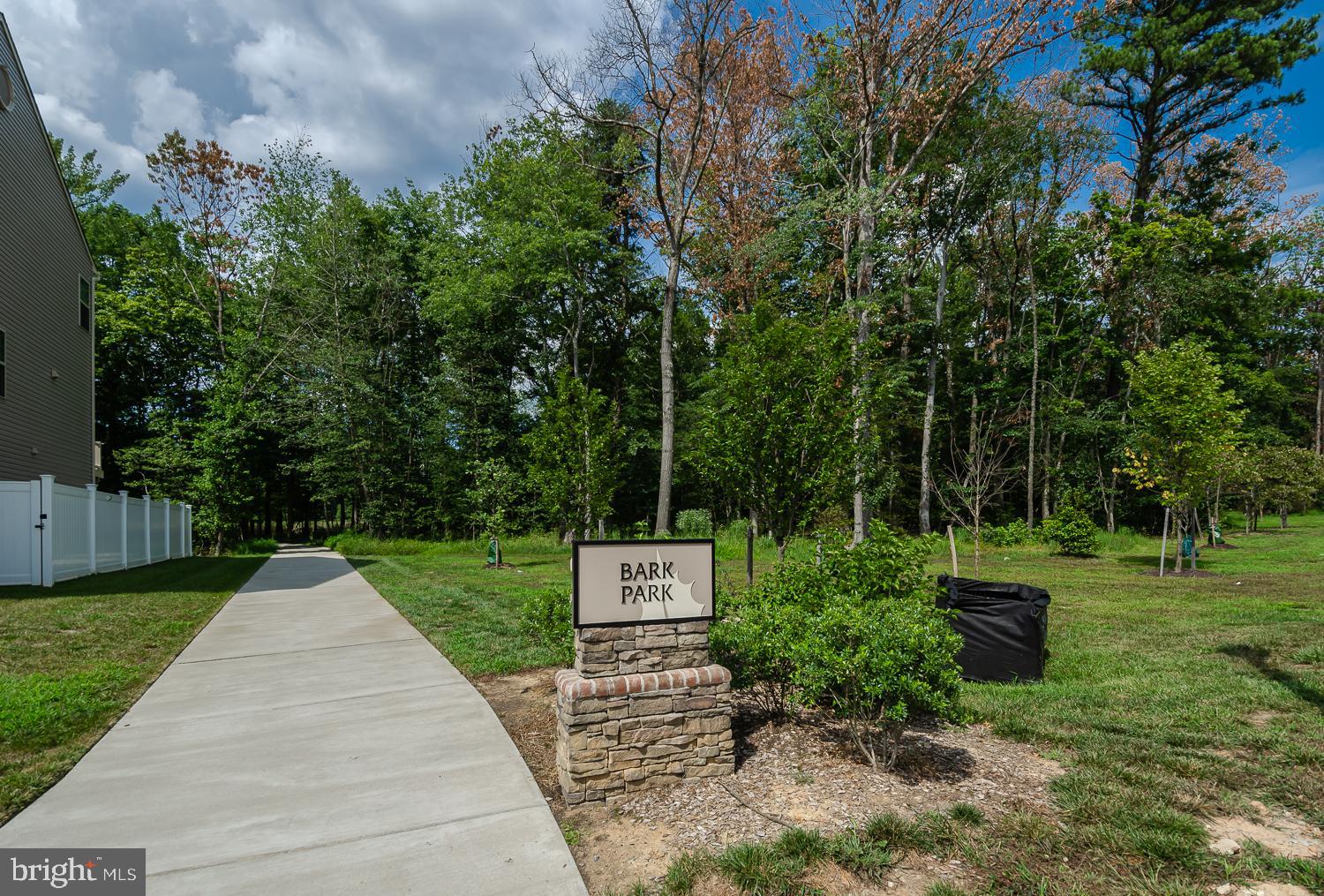 HOLLY RIDGE - Residential Lease