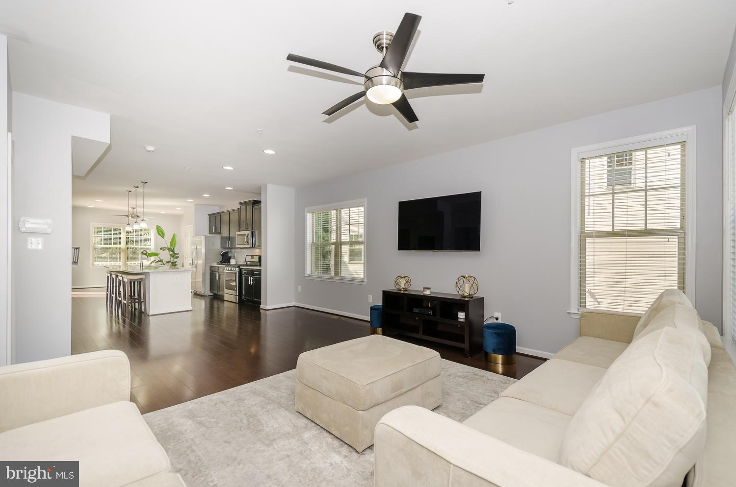 HOLLY RIDGE - Residential Lease