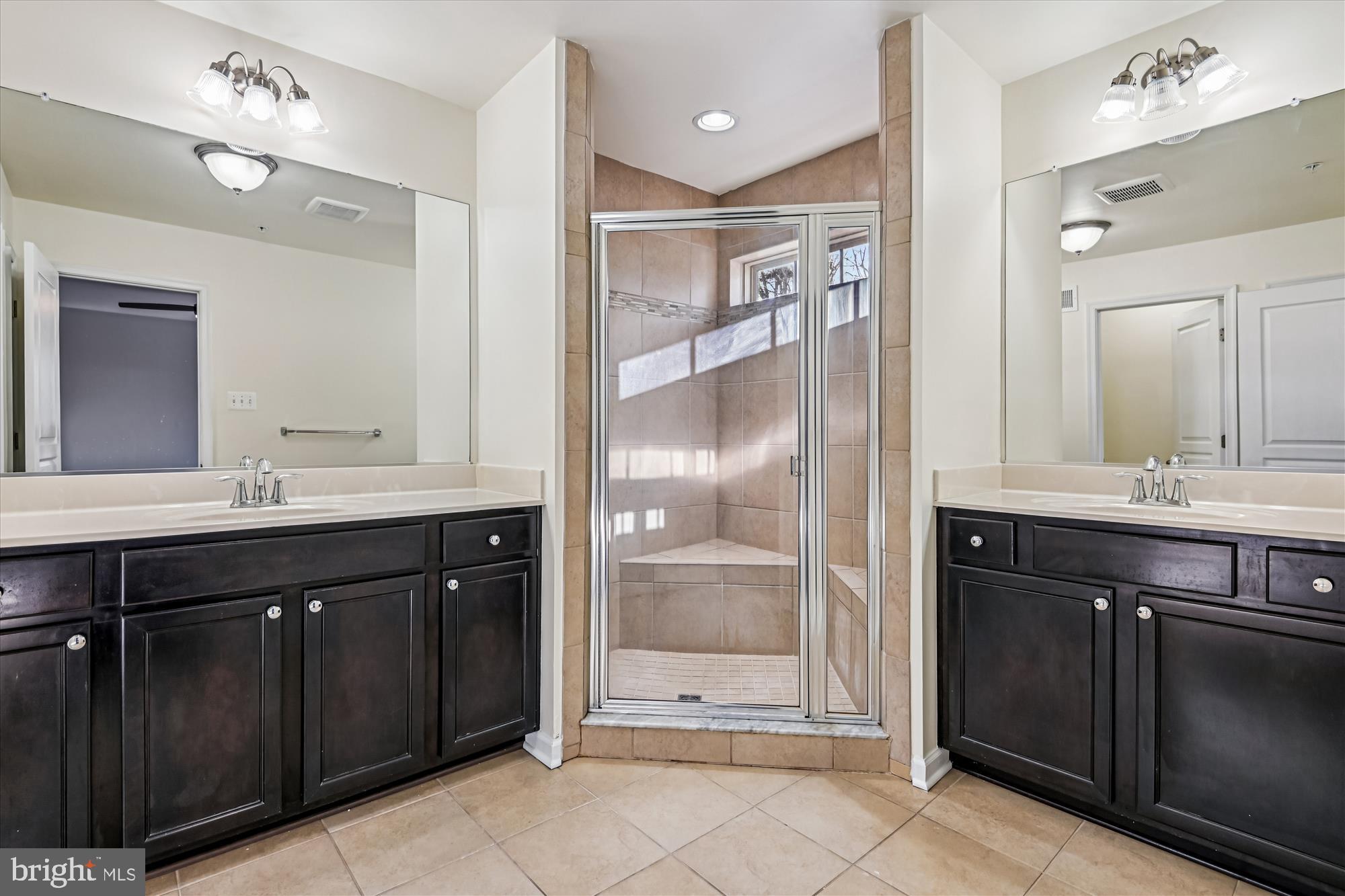 HOLLY RIDGE - Residential Lease