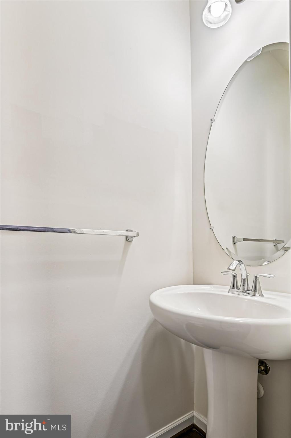 HOLLY RIDGE - Residential Lease