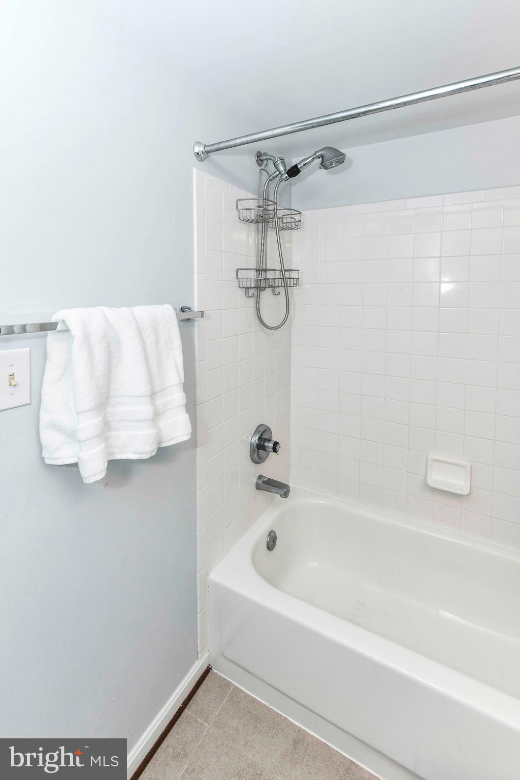 GREENWAY FARM - Residential Lease