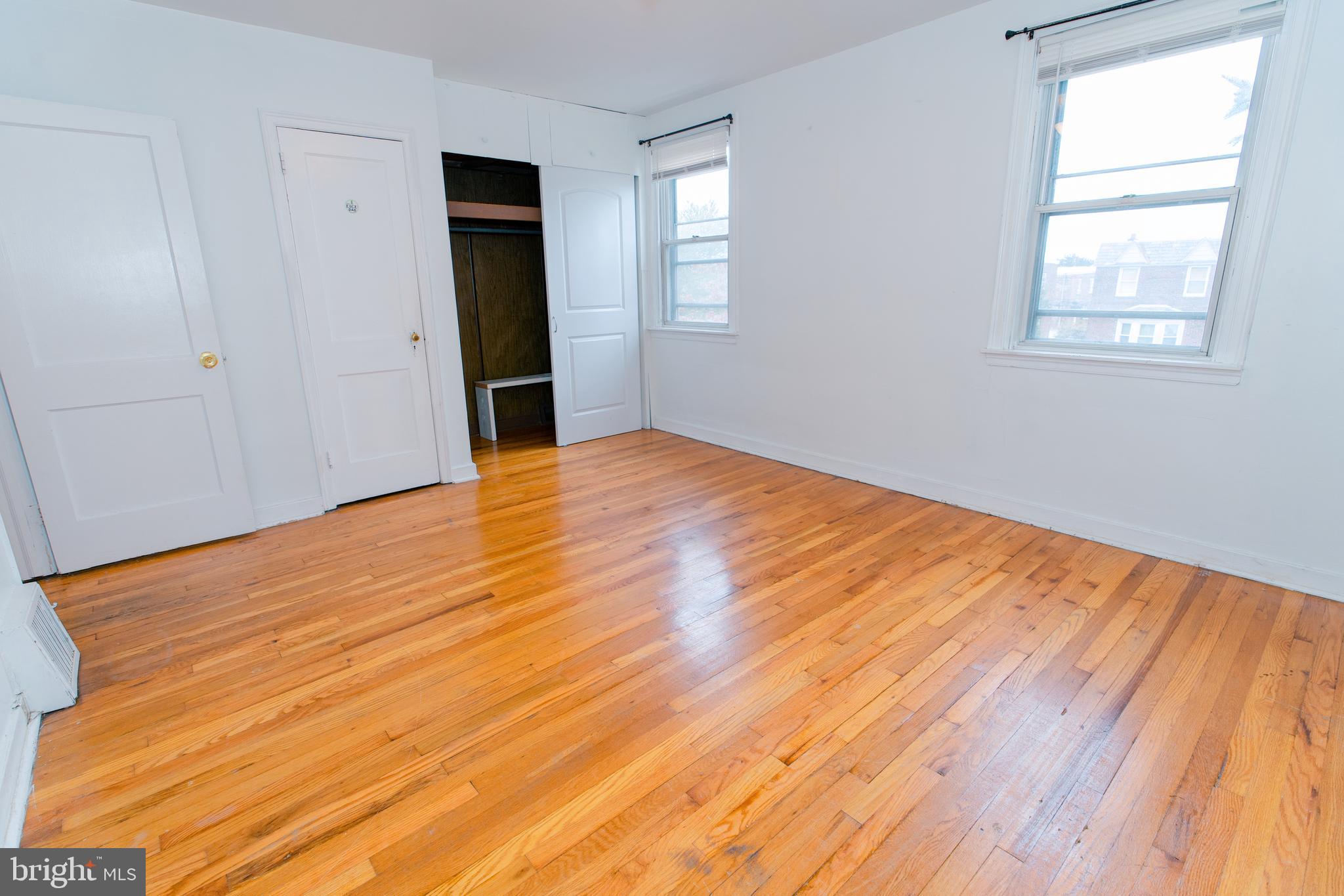 HOLMESBURG - Residential