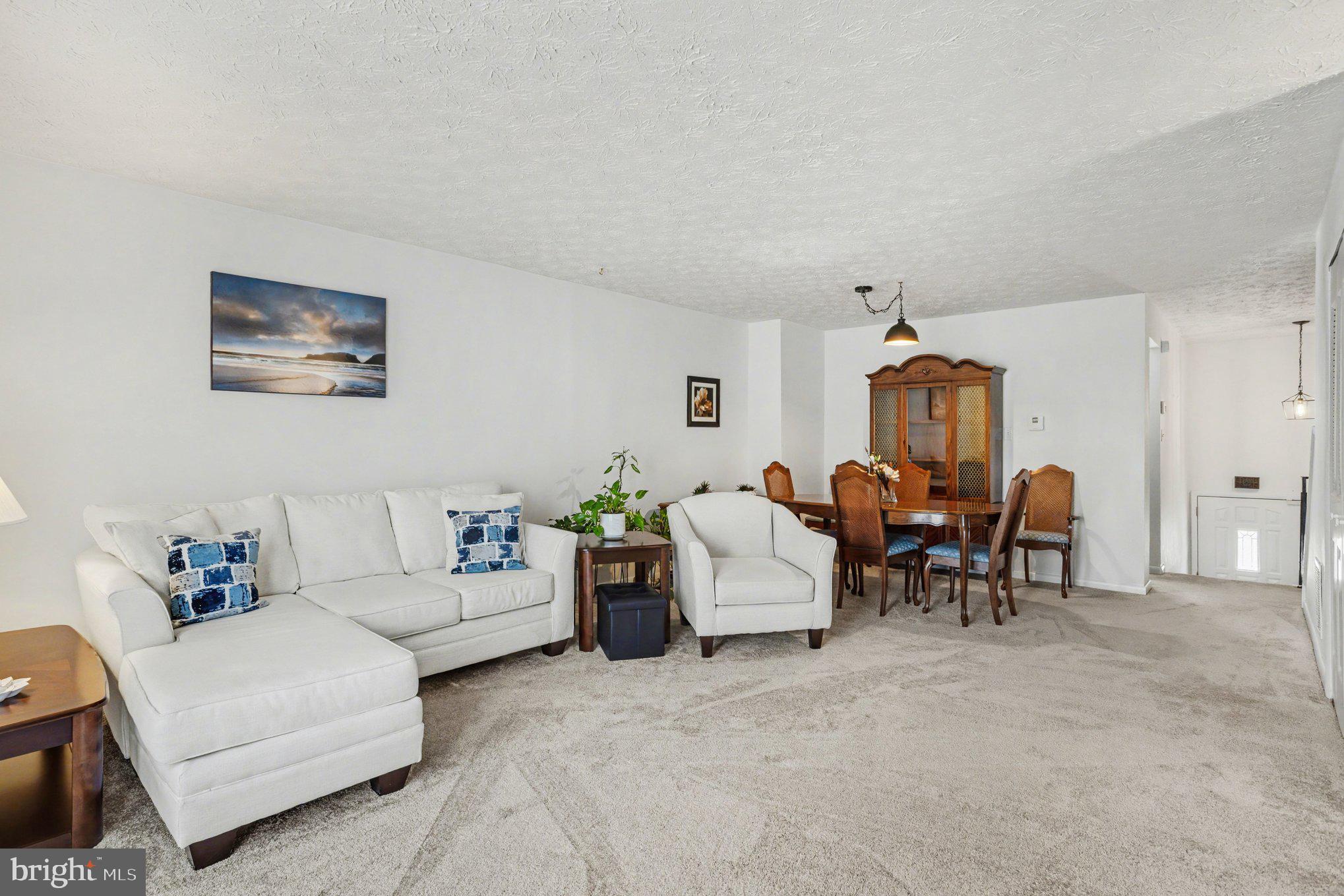 OAK LANDING - Residential