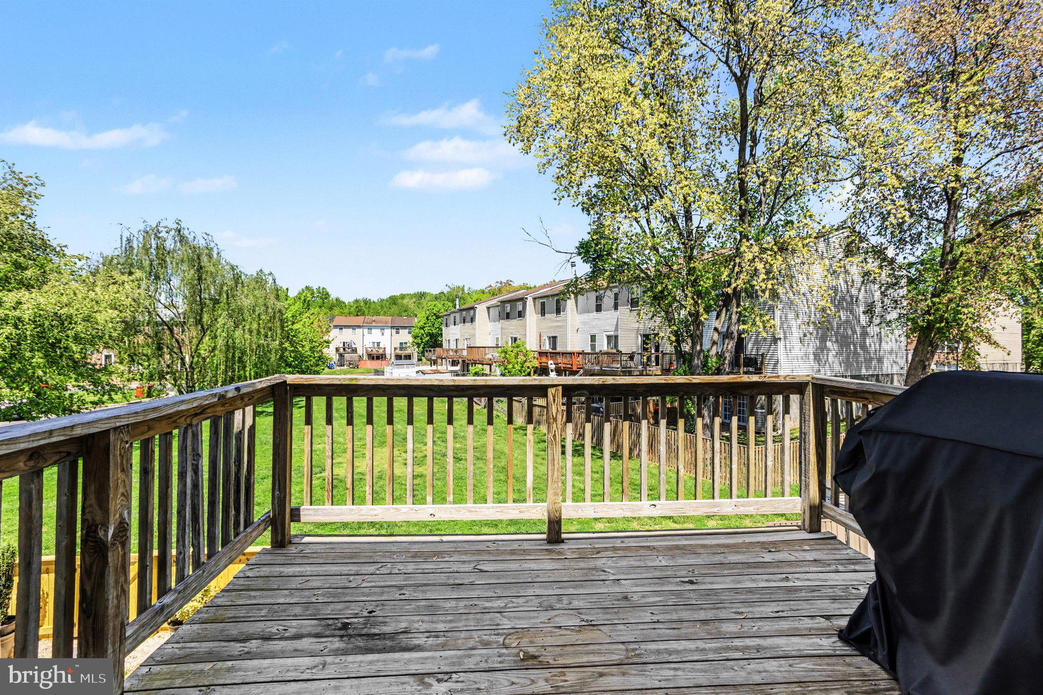 OAK LANDING - Residential