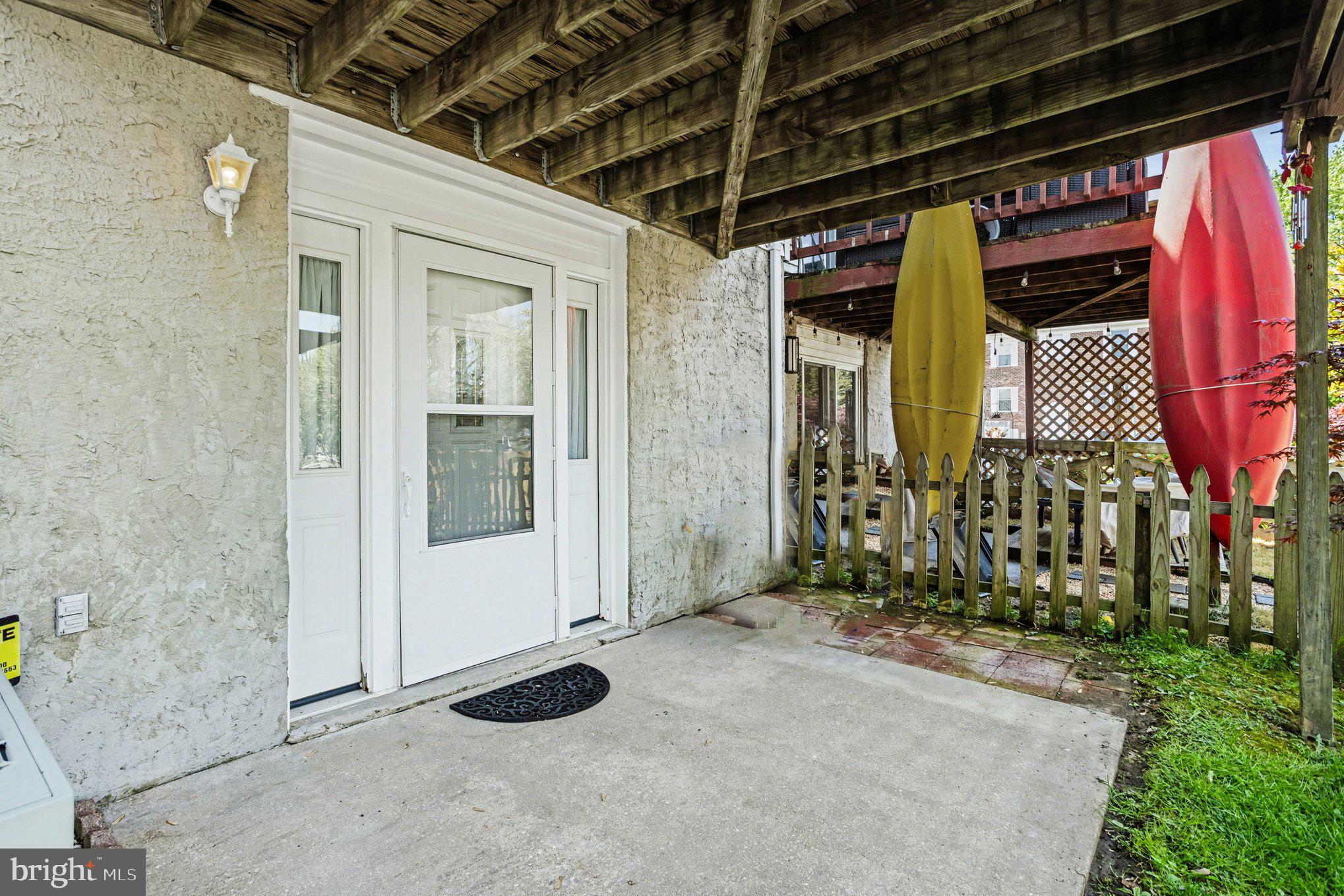 OAK LANDING - Residential