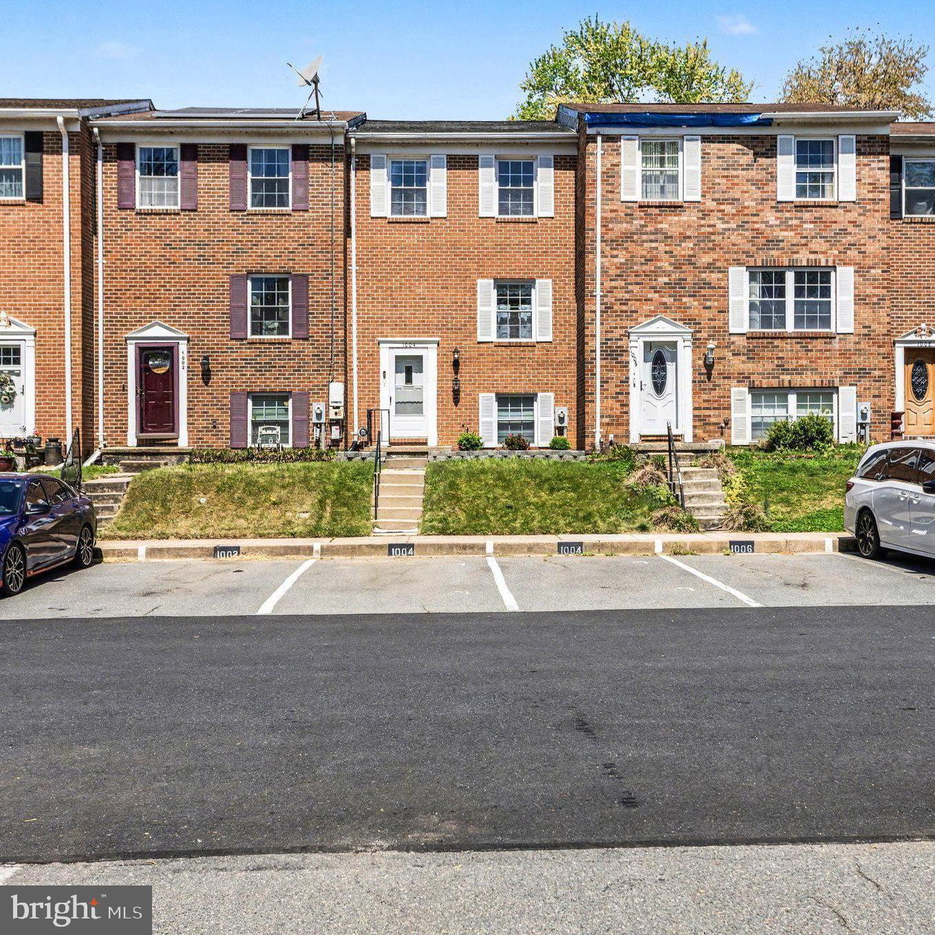 OAK LANDING - Residential
