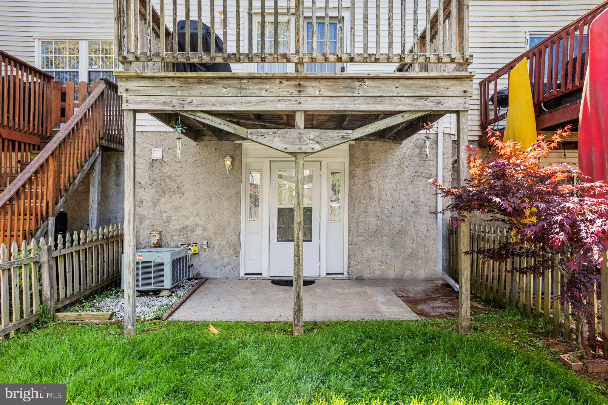 OAK LANDING - Residential