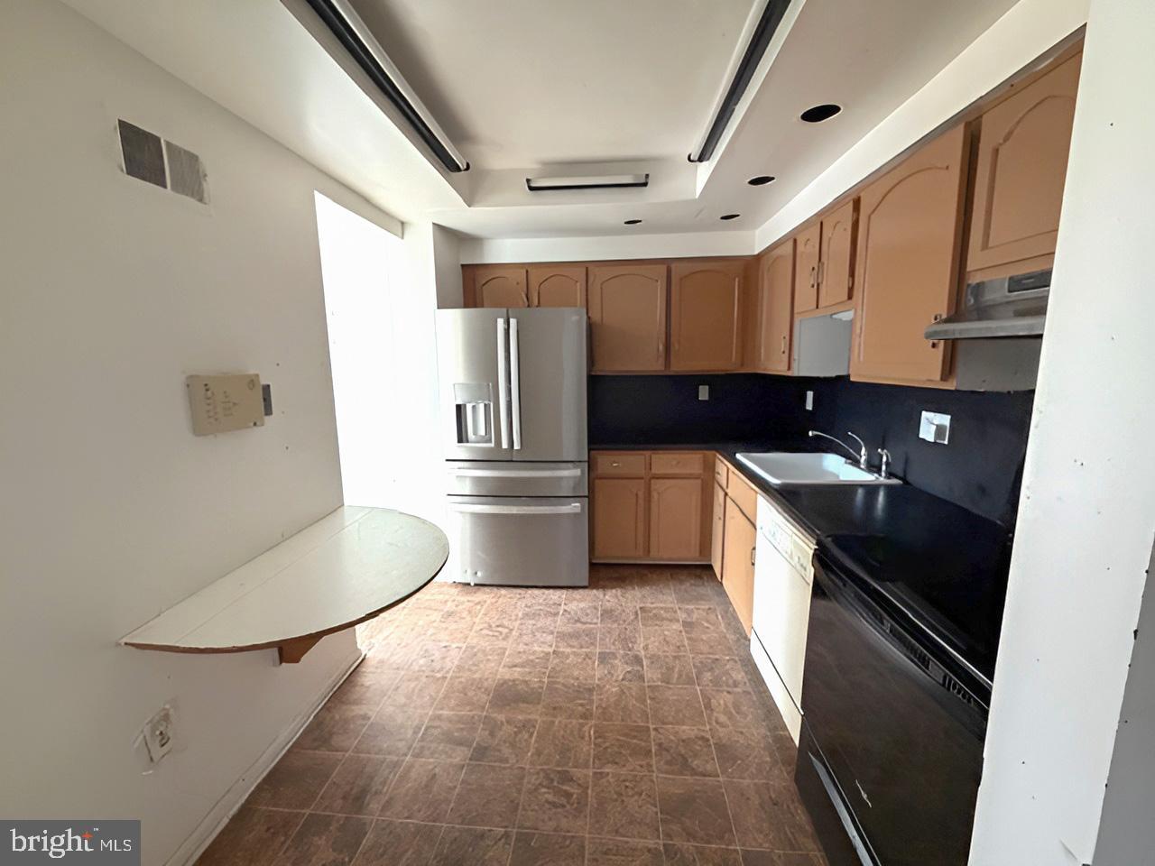 3801 DUNSINANE DRIVE 24