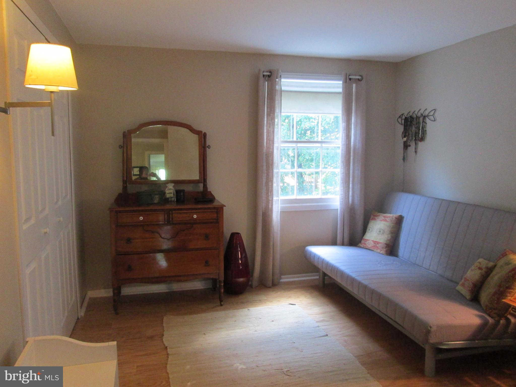 MONTPELIER - Residential