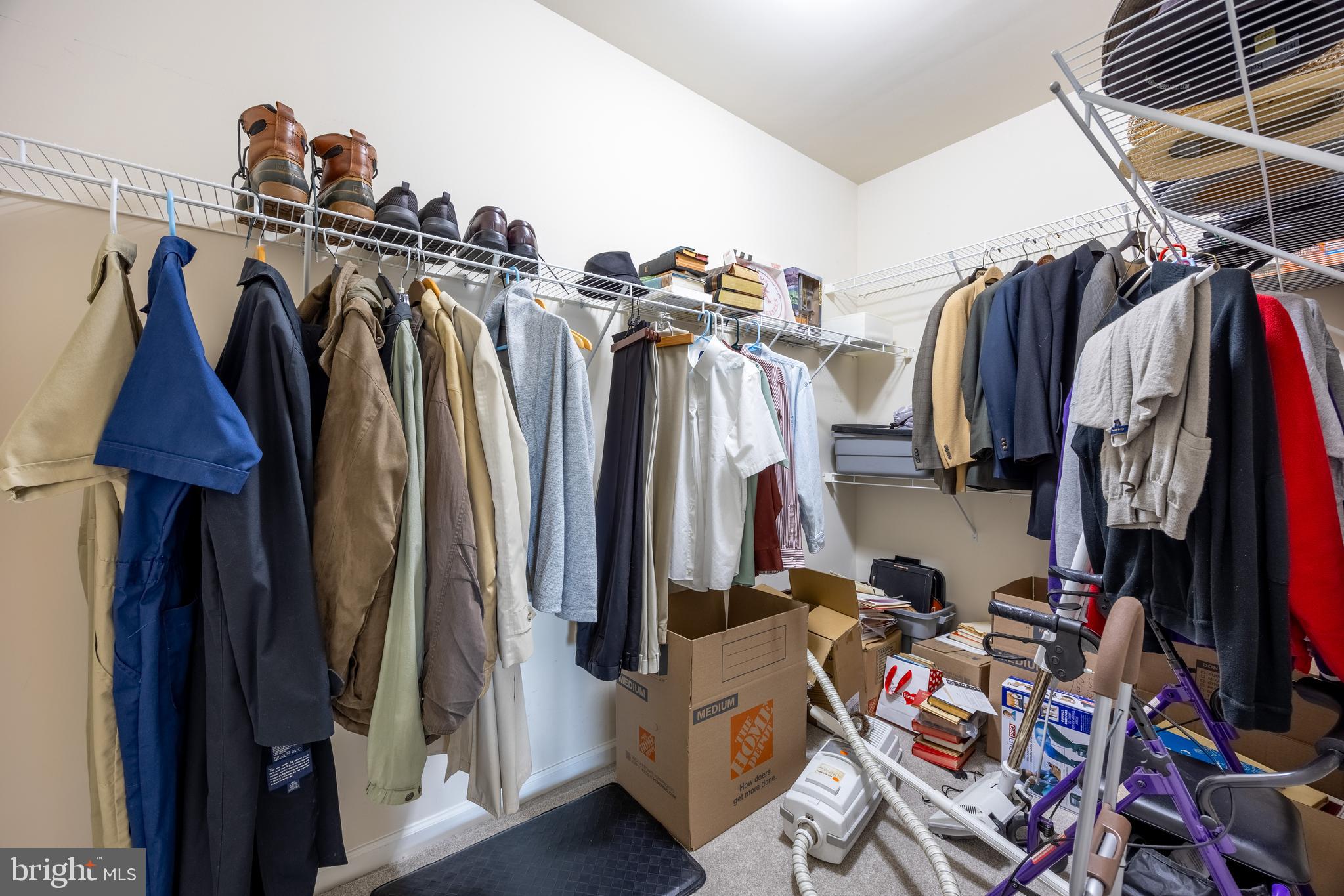 COURTYARDS AT WAVERLY WOODS EAST - Residential