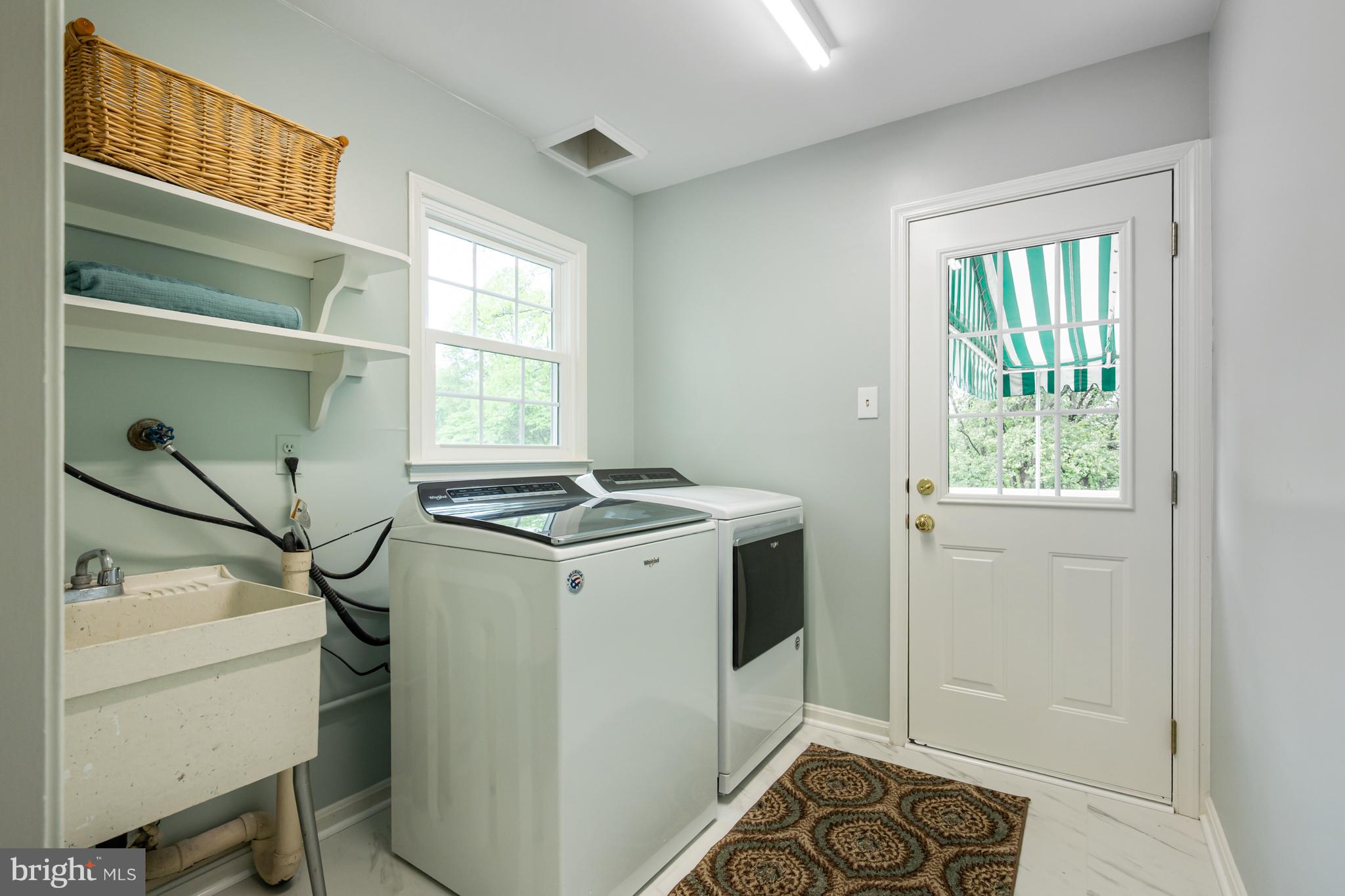 WAYSIDE - Residential