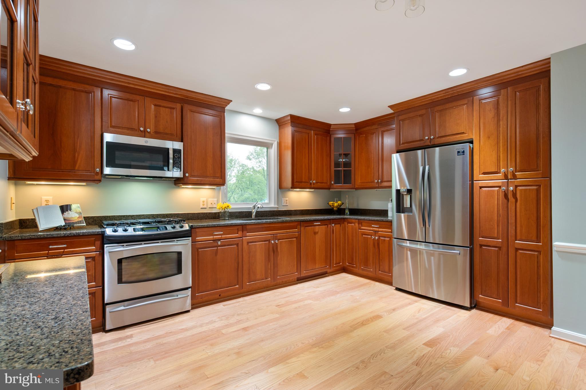 WAYSIDE - Residential