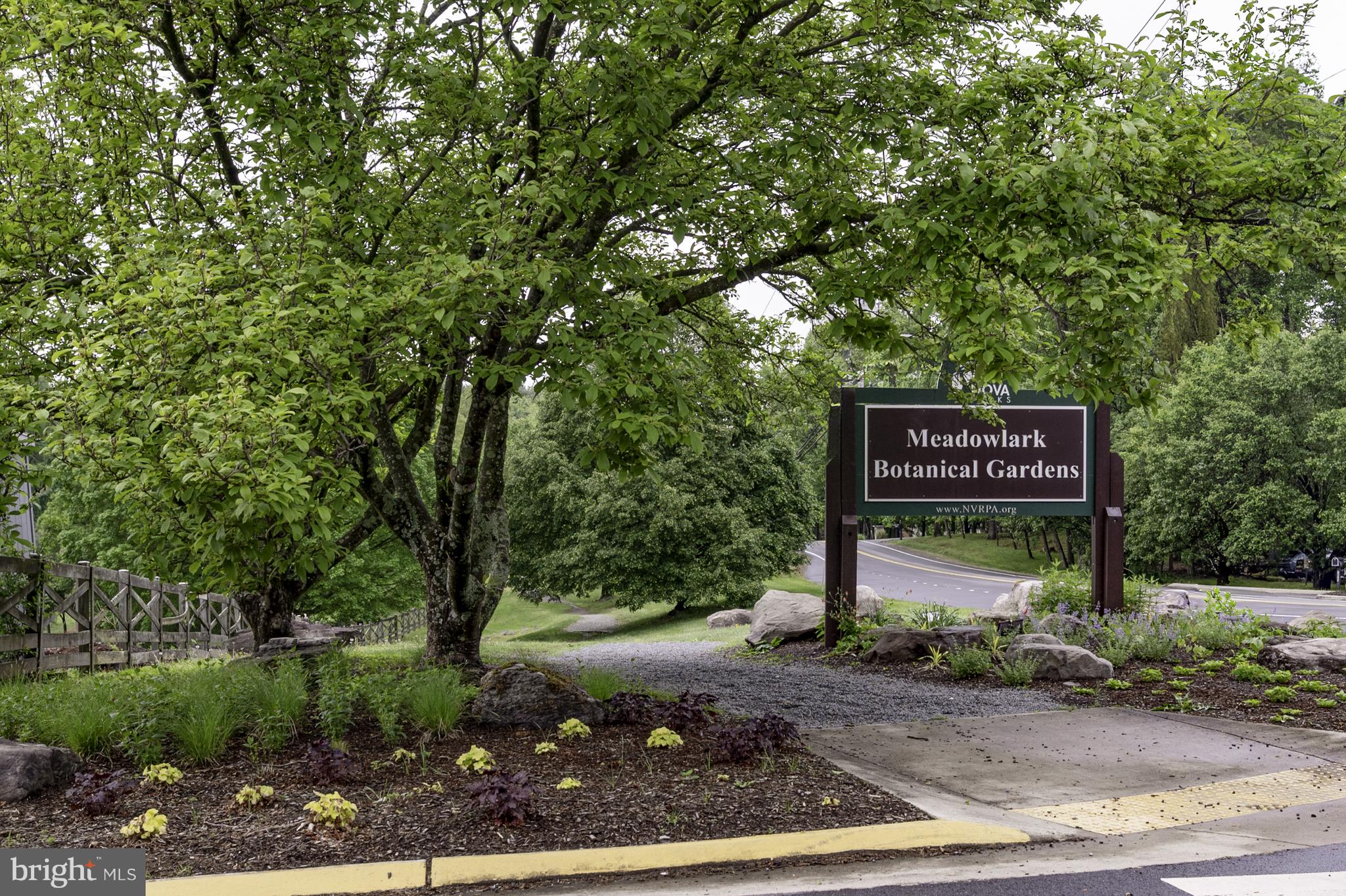 WAYSIDE - Residential