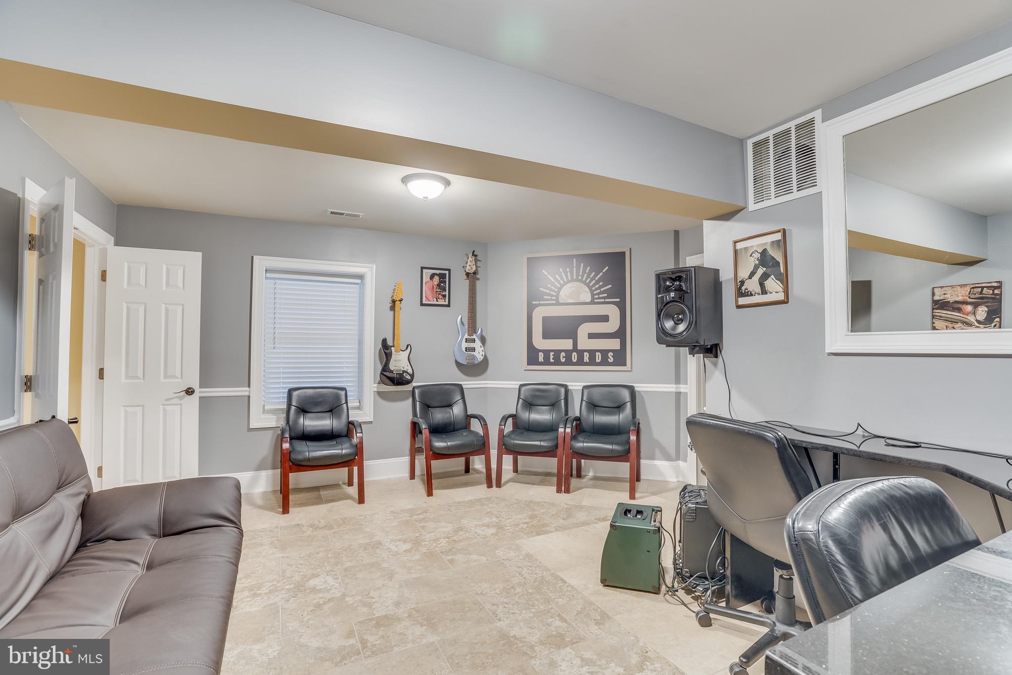 QUAILWOOD - Residential