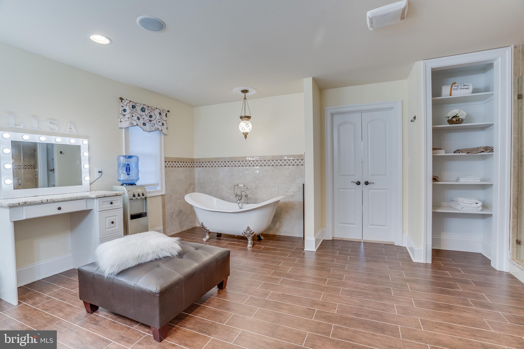 QUAILWOOD - Residential