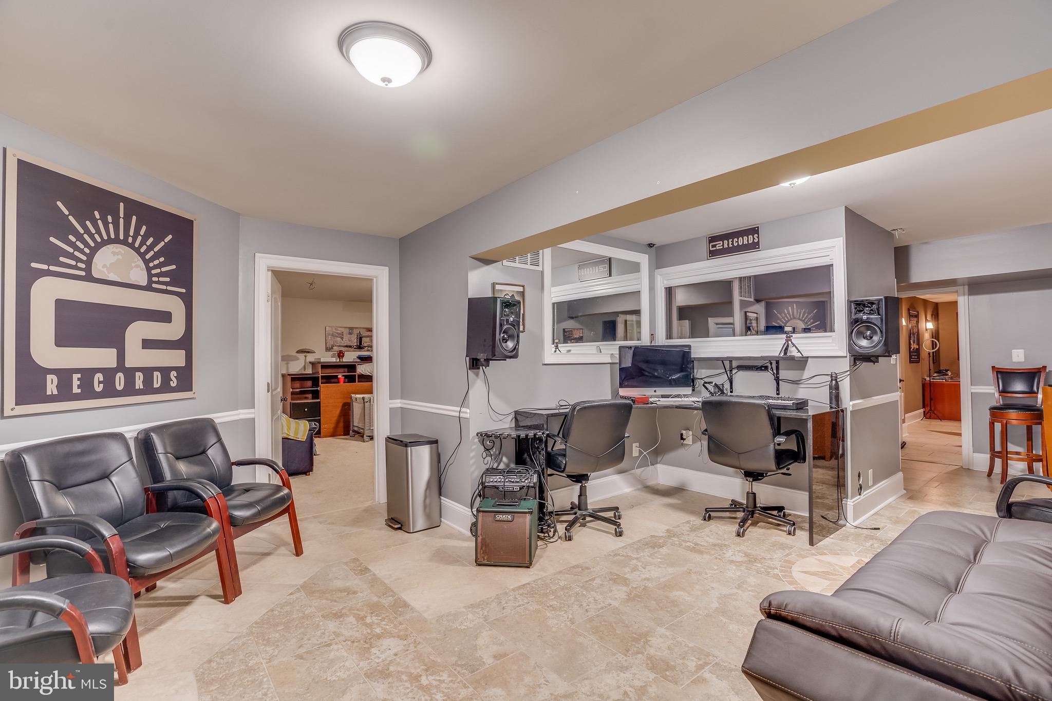 QUAILWOOD - Residential