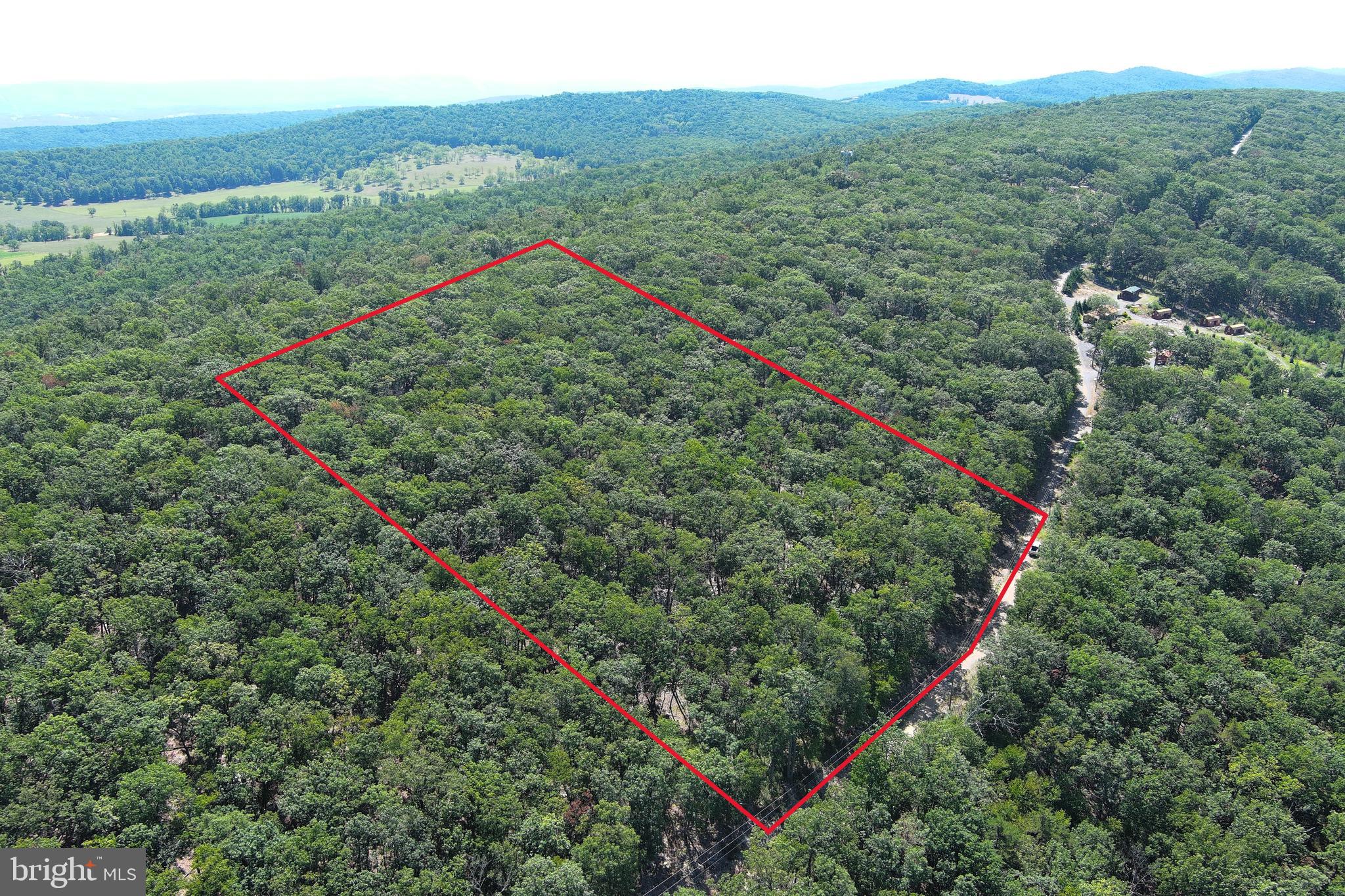 CABIN AT CAPON BRIDGE - Land