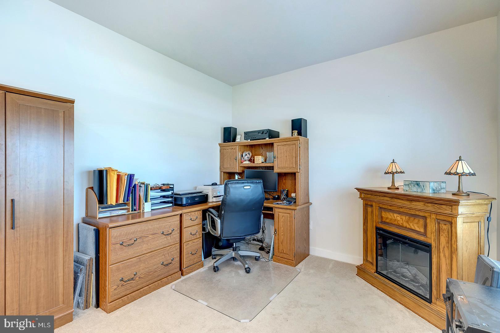 COMPASS POINT - Residential