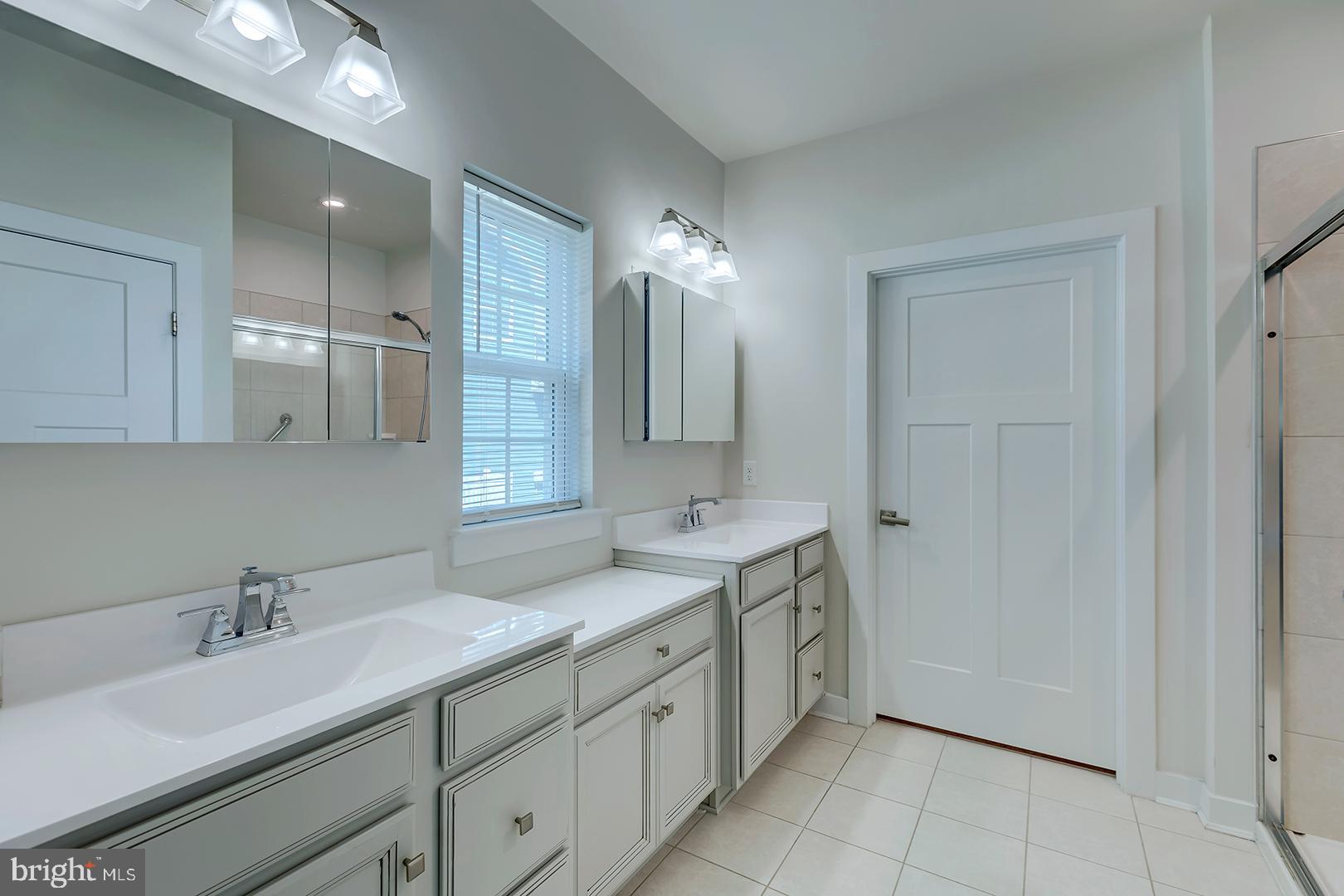 COMPASS POINT - Residential