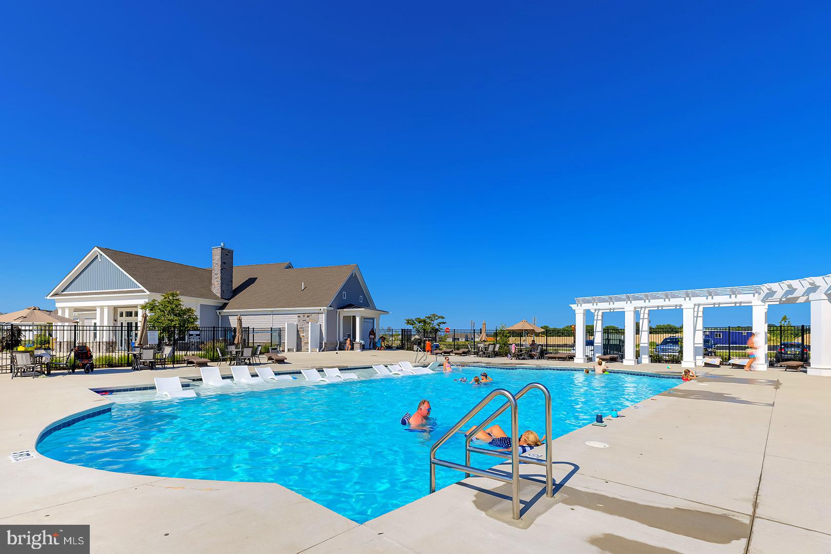 COMPASS POINT - Residential