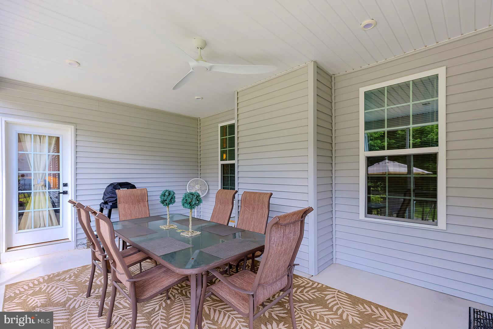 COMPASS POINT - Residential